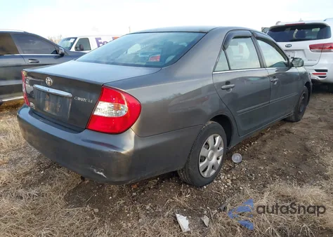 2003 Toyota Camry Le z USA, uszkodzony, nr VIN 4T1BE32KX3U663756